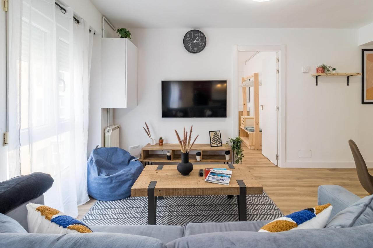 Apartamento Recien Reformado Plaza Del Ayuntamiento Santander Bagian luar foto