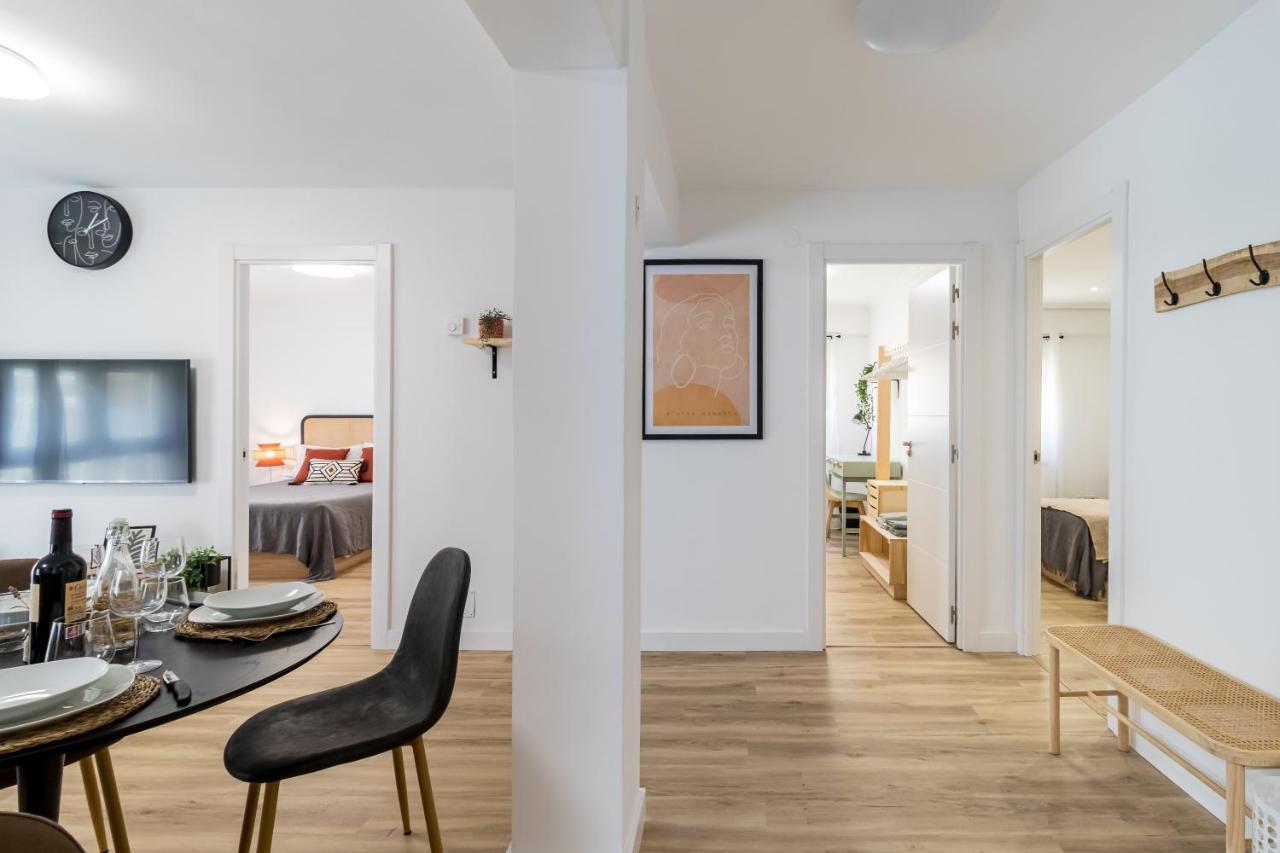 Apartamento Recien Reformado Plaza Del Ayuntamiento Santander Bagian luar foto